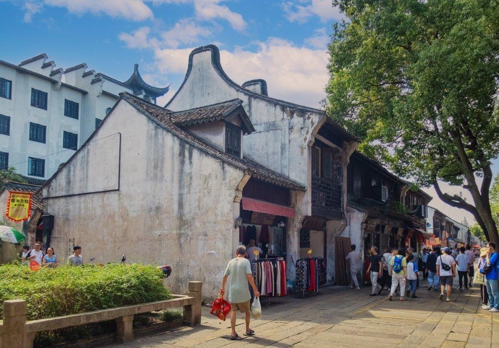 逃离海岛村